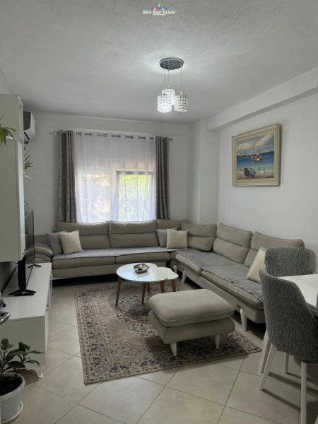 Tirane, jepet me qera apartament 2+1 Kati 1, 90 m² 600 € (DON BOSKO)