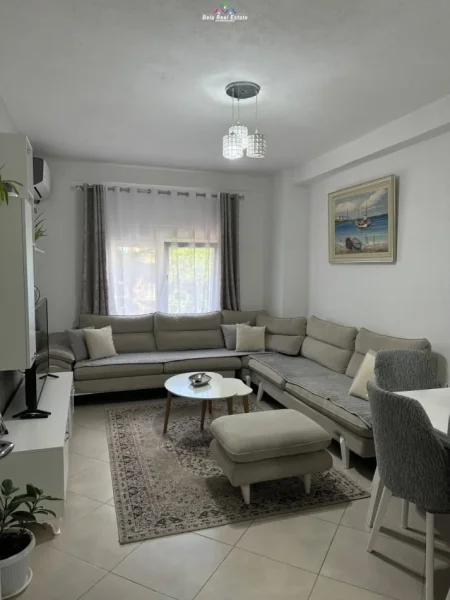 Tirane, jepet me qera apartament 2+1 Kati 1, 90 m² 600 € (DON BOSKO)