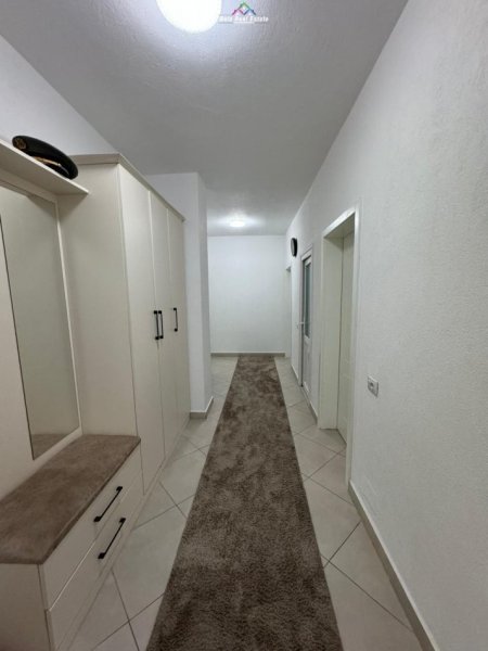 Tirane, jepet me qera apartament 2+1 Kati 1, 90 m² 600 € (DON BOSKO)