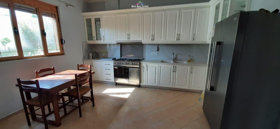 Tirane, jepet me qera Vile 4+1 Kati 1, 480 m² 1.500 € (MJULL BATHORE)