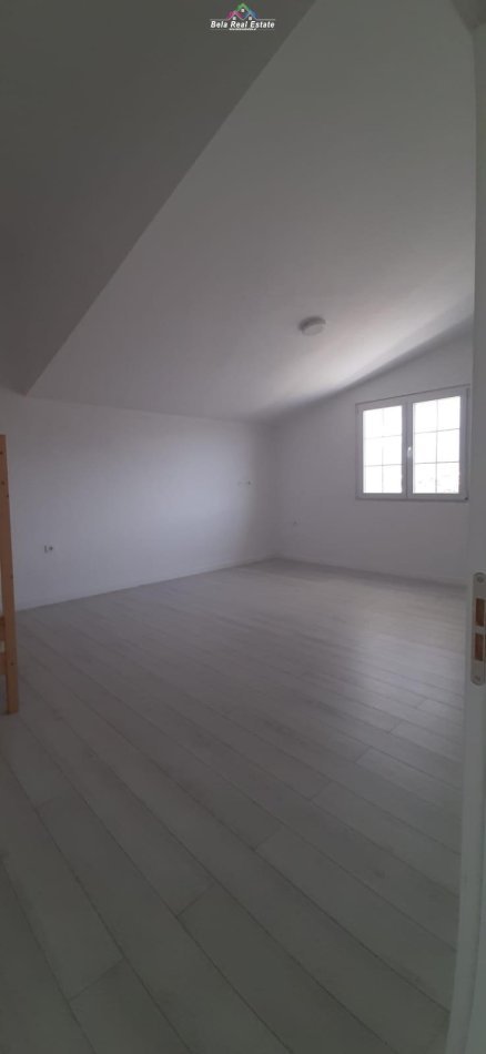 Tirane, jepet me qera Vile 4+1 Kati 1, 480 m² 1.500 € (MJULL BATHORE)