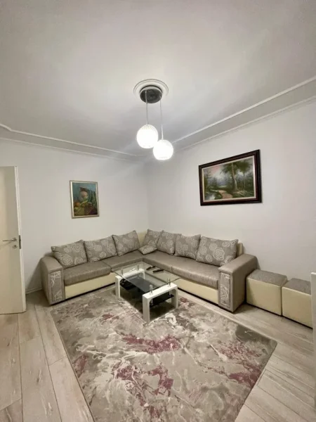 Tirane, shitet apartament 2+1 , 79 m² 130.000 € (Komuna e Parisit)