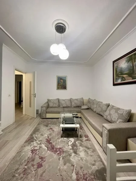 Tirane, shitet apartament 2+1 , 79 m² 130.000 € (Komuna e Parisit)