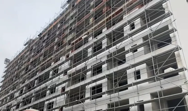 Tirane, shitet apartament 1+1 Kati 7, 68 m² 57.000 € (Rruga Teuta)