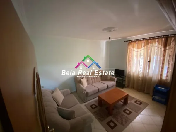 Tirane, jepet me qera apartament 1+1 Kati 1, 58 m² 440 € (Rruga fortuzi)