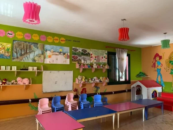 Tirane, shes Mobilje dhe Lodra per Kopesht & Cerdhe Femijesh