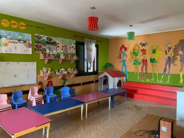 Tirane, shes Mobilje dhe Lodra per Kopesht & Cerdhe Femijesh