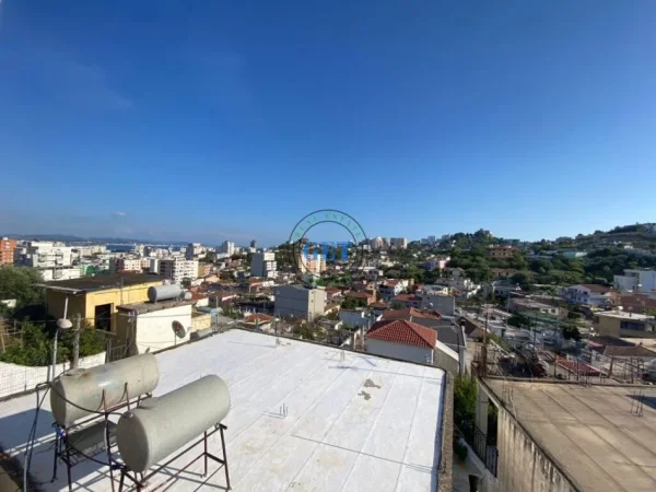 Durres, shitet shtepi 3 Katshe , 397 m² 270.000 € (Muzeumi, Durres)