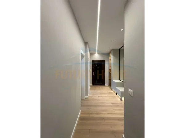 Tirane, shitet apartament 2+1 Kati 5, 87 m² 142.000 € (LAPRAKE)