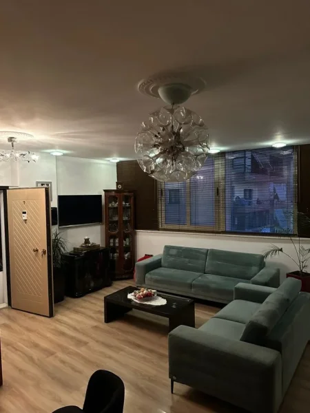 Tirane, shitet apartament duplex 2+1+Aneks+Ballkon Kati 6, 130 m² 320.000 € (Komuna Parisit)