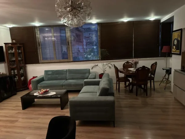 Tirane, shitet apartament duplex 2+1+Aneks+Ballkon Kati 6, 130 m² 320.000 € (Komuna e Parisit)