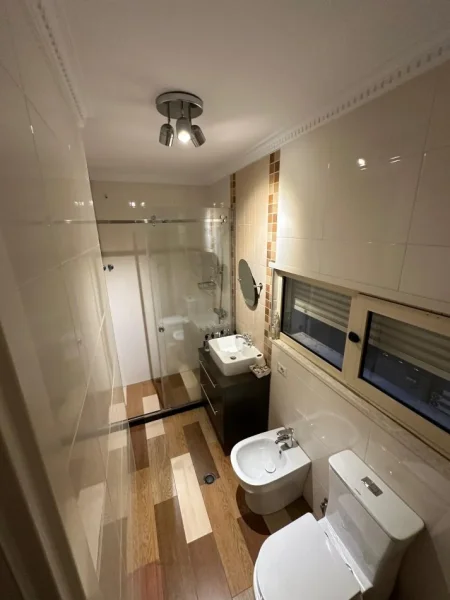 Tirane, shitet apartament duplex 2+1+Aneks+Ballkon Kati 6, 130 m² 320.000 € (Komuna e Parisit)