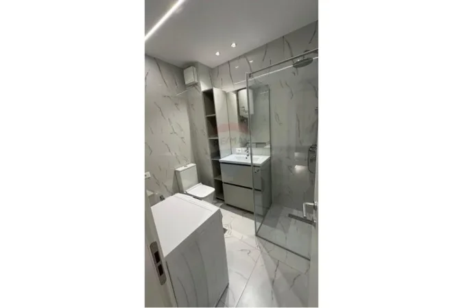 Tirane, shitet apartament 2+1 Kati 5, 87 m² 142.000 € (Laprakë,)