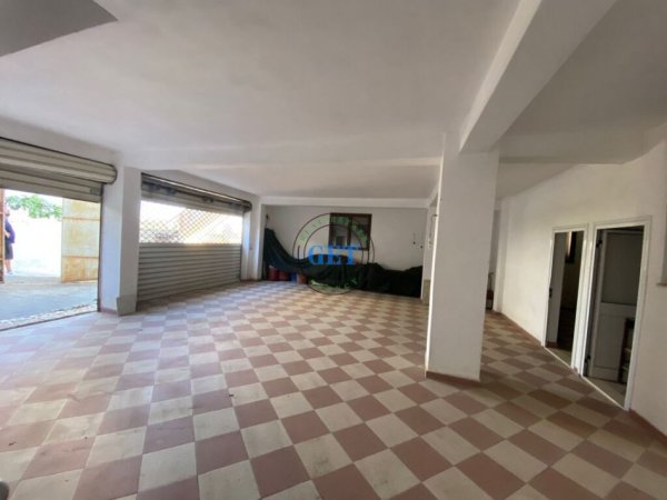 Durres, shitet shtepi 4+1+Ballkon Kati 4, 450 m² 270.000 € (Muzeumi)