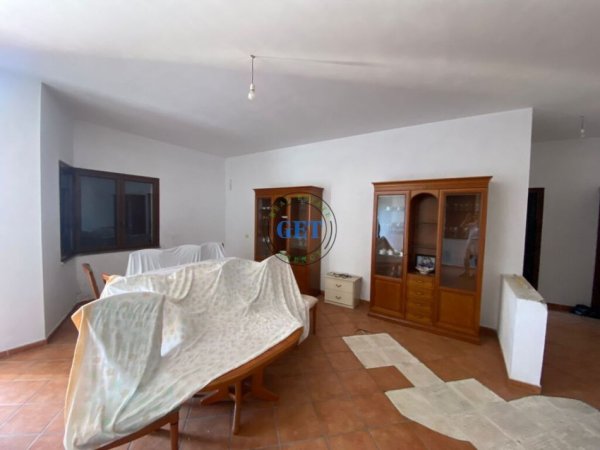 Durres, shitet shtepi 4+1+Ballkon Kati 4, 450 m² 270.000 € (Muzeumi)
