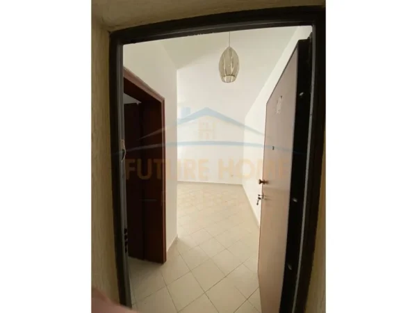 Durres, shitet apartament 1+1 Kati 5, 55 m² 54.000 € (Shkembi i Kavajes, Durres)