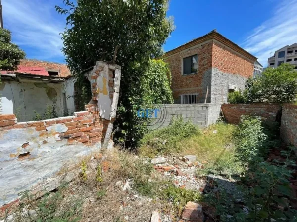 Durres, shitet truall , 231 m² 120.000 € (Ish Rajoni)