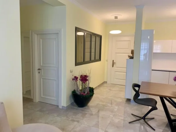 Tirane, jepet me qera apartament 2+1+Ballkon Kati 6, 73 m² 550 € (Rruga Ndre Mjeda)