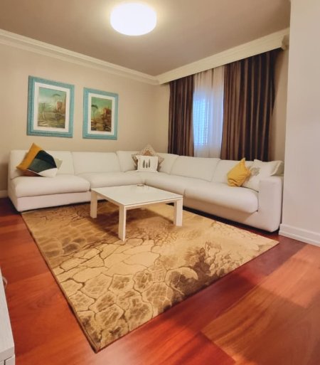 Tirane, shitet apartament 3+1 , 111 m² 248.000 € (Stadiumi Dinamo)