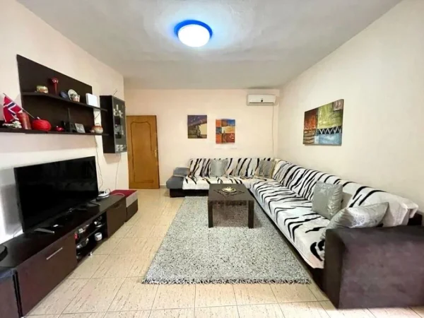 Tirane, shitet apartament 3+1 , 95 m² 160.000 € (Stadiumi Dinamo)