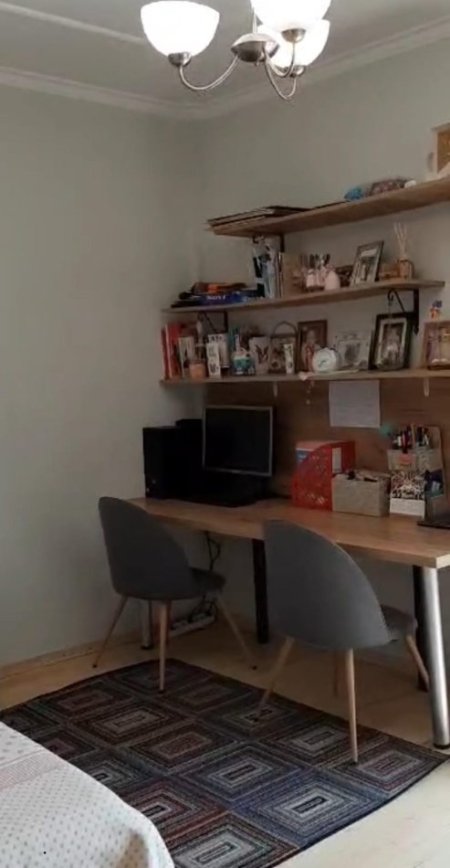 Tirane, jepet me qera Vile 2+1 Kati 3, 100 m² 900 € (Rruga Panorama)