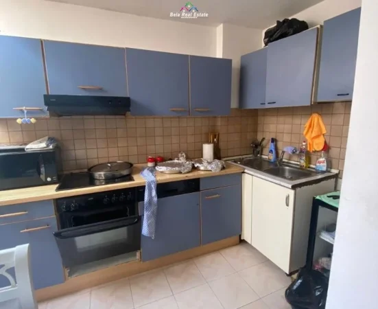 Tirane, jepet me qera Vile 2+1 Kati 2, 180 m² 600 € (Brryli)
