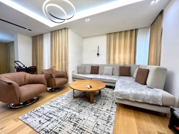 Tirane, shitet apartament 3+1 , 198 m² 350.000 € (Unaza e Re)