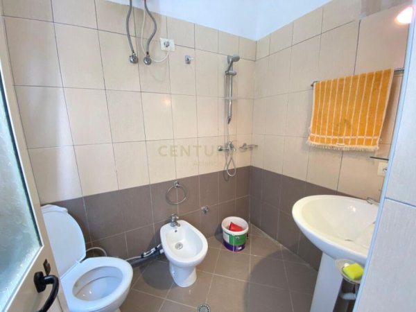 Durres, shitet apartament 1+1+Ballkon Kati 1, 75 m² 67.000 € (Shkemb Kavaje)