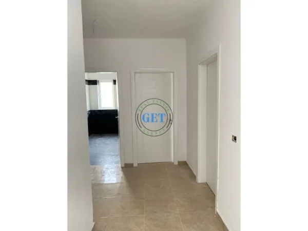 shitet 2+1+Ballkon Kati 9, 109 m² 73.000 € (Spitalle Durres)