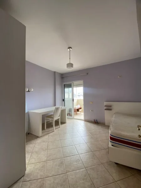Tirane, jepet me qera apartament 2+1 , 97 m² 550 € (ARKITEKT SINANI,XHAMLLIK)