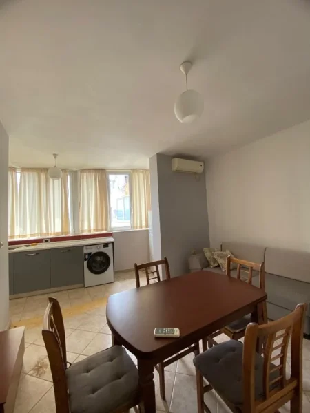 Tirane, jepet me qera apartament 2+1 , 97 m² 550 € (ARKITEKT SINANI,XHAMLLIK)