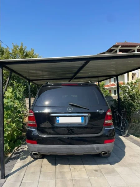 Tirane, shes makine mercedes benz gl450 benzine/gaz 2007 Benzin+Gaz, e zeze automatik Klima 250.000 km 8.000 €