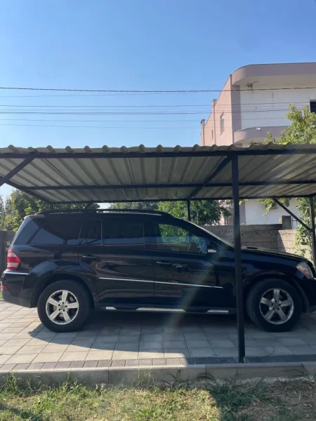 Tirane, shes makine mercedes benz gl450 benzine/gaz 2007 Benzin+Gaz, e zeze automatik Klima 250.000 km 8.000 €