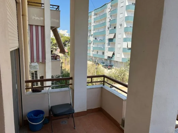 Mali Robit, shitet apartament 1+1 Kati 3, 65 m² 65.000 €