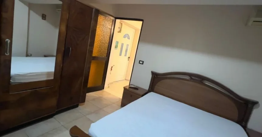 Tirane, jepet me qera apartament 2+1+Ballkon Kati 1, 75 m² 400 € (Ali Demi)