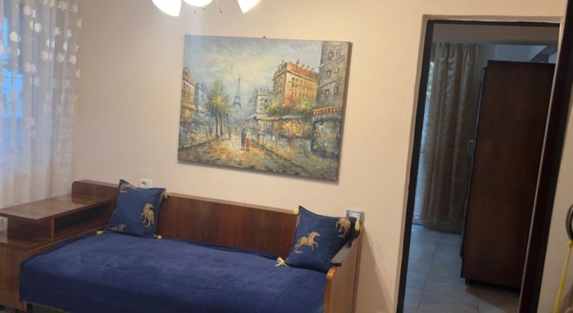 Tirane, jepet me qera apartament 2+1+Ballkon Kati 1, 75 m² 400 € (Ali Demi)