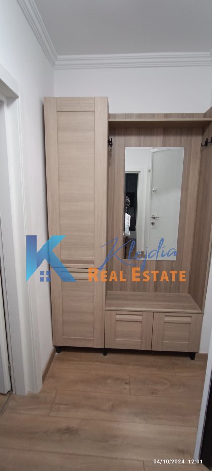 Tirane, jepet me qera apartament 2+1 , 75 m² (Qender, Rruga Bardhok Biba)