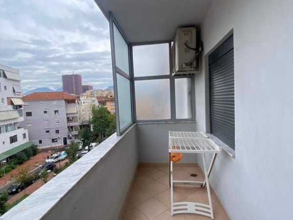 Tirane, jap me qera apartament 2+1+BLK Kati 3, 100 m² 450 Euro (21 dhjetori)