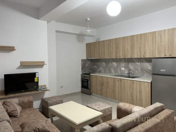 Tirane, jepet me qera apartament 2+1+BLK Kati 3, 80 m² 350 Euro (Medar Shtylla)