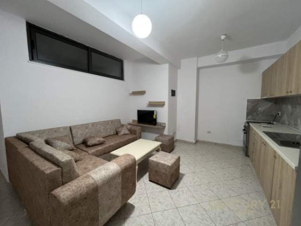 Tirane, jepet me qera apartament 2+1+BLK Kati 3, 80 m² 350 Euro (Medar Shtylla)