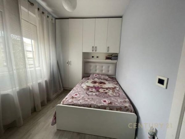 Tirane, shes apartament 2+1+BLK Kati 6, 88 m² 150.000 Euro (komuna parisit)