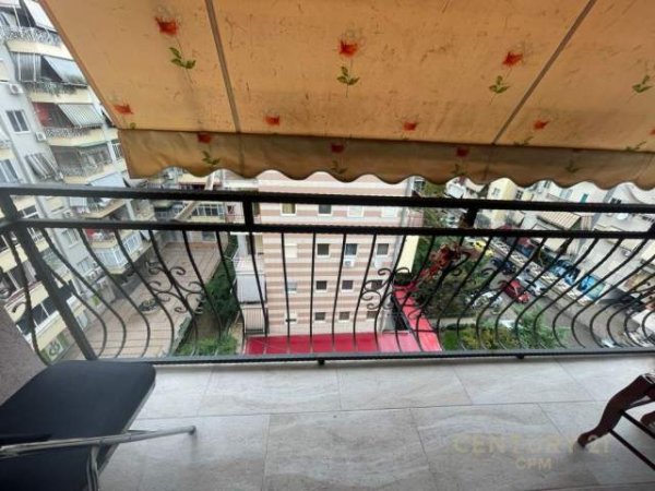 Tirane, shes apartament 2+1+BLK Kati 6, 88 m² 150.000 Euro (komuna parisit)