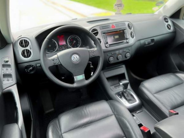 shes Volkswagen VW TIGUAN - PANORAMA - FULL - 2009