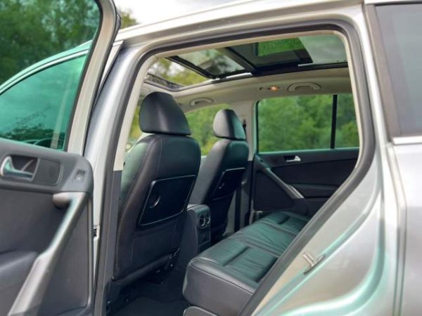 shes Volkswagen VW TIGUAN - PANORAMA - FULL - 2009