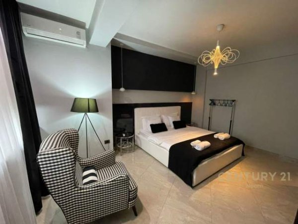 Tirane, jap me qera apartament 2+1+BLK Kati 6, 75 m² 1.000 Euro (blloku)