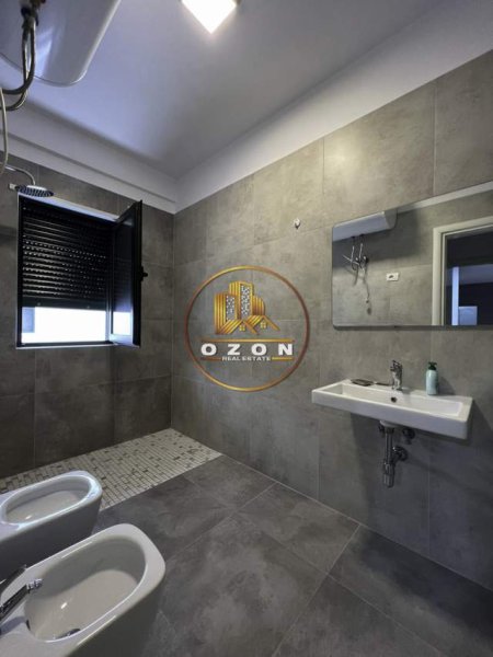 Tirane, shitet apartament 2+1+2  Kati 2, 101 m² 142.380 Euro (Astiri)