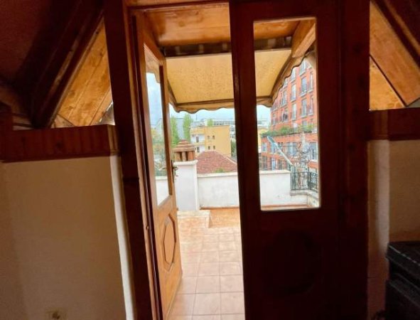 Tirane, jepet me qera apartament 2+1+BLK Kati 3, 180 m² 50.000 Leke (FROSINA PLAKU)