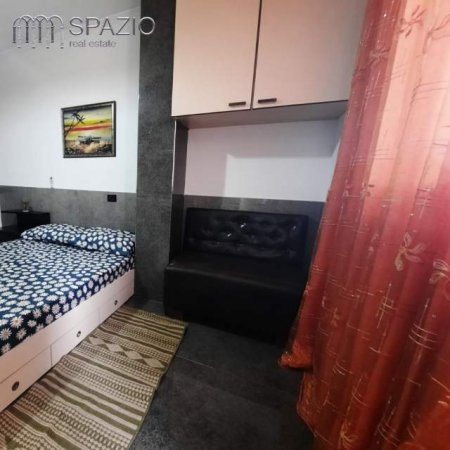 Tirane, jepet me qera apartament 1+1 Kati 2, 39 m² 370 Euro (Rruga ''5 Maji'')