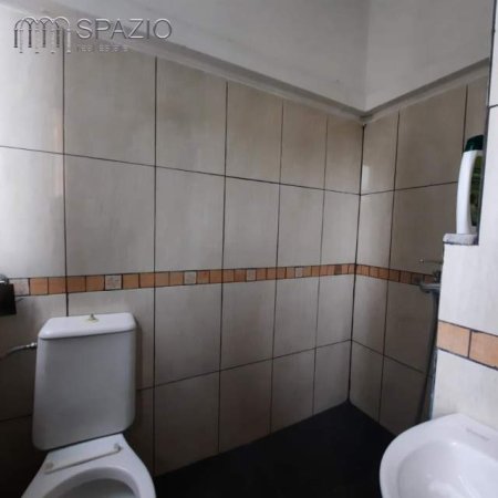 Tirane, jepet me qera apartament 1+1 Kati 2, 39 m² 370 Euro (Rruga ''5 Maji'')