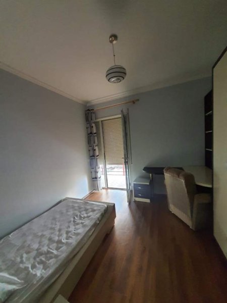 Tirane, jepet me qera apartament 2+1+BLK Kati 1, 100 m² 450 Euro (rruga ndre mjeda)